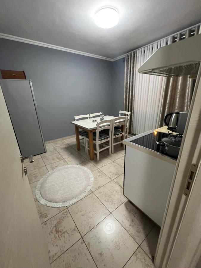 Downtown Retreat "Spiranca" Apartment Tirana Exterior photo