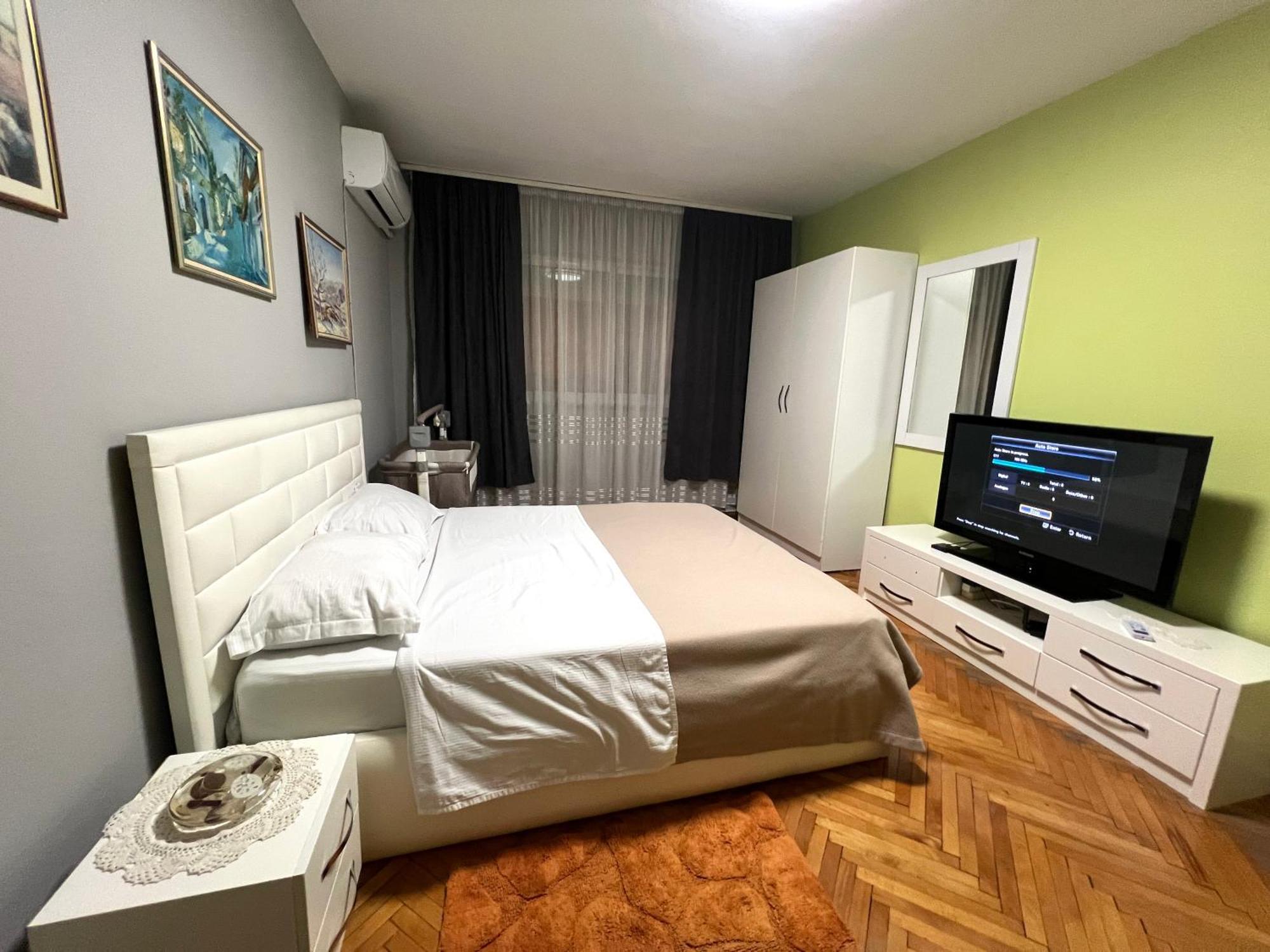 Downtown Retreat "Spiranca" Apartment Tirana Exterior photo